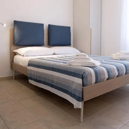 ゲストハウス Nautika アルゲーロ