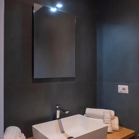 Nautika ゲストハウス 3*