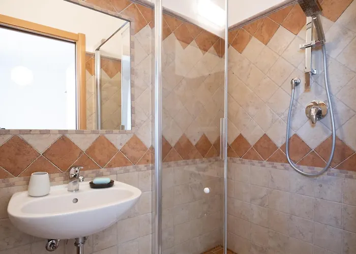 Nautika בית הארחה