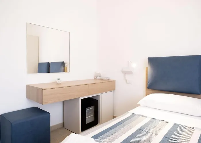 Nautika בית הארחה אלגהרו