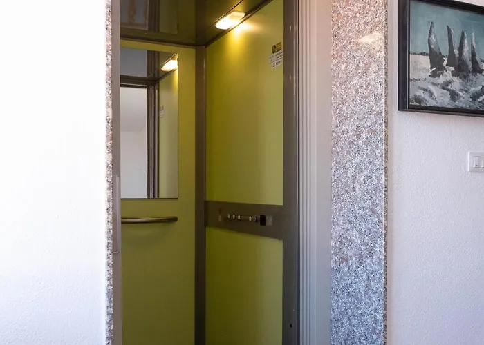 Nautika בית הארחה 3*